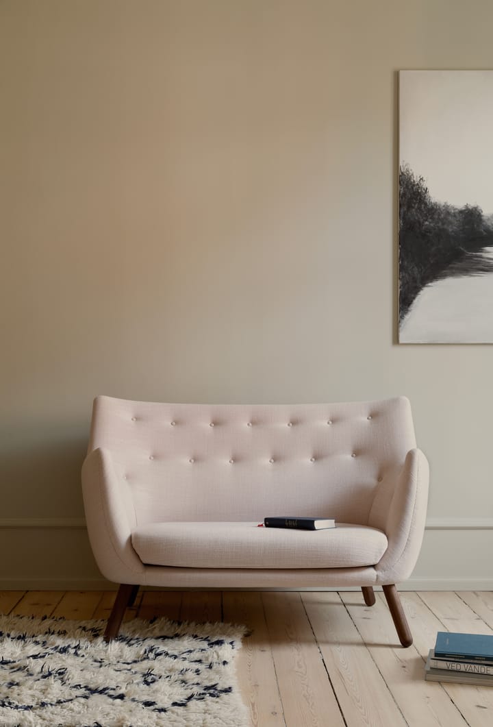 Poet Sofa soffa 2-sits - Watercolour Soft Linen-valnöt - House of Finn Juhl