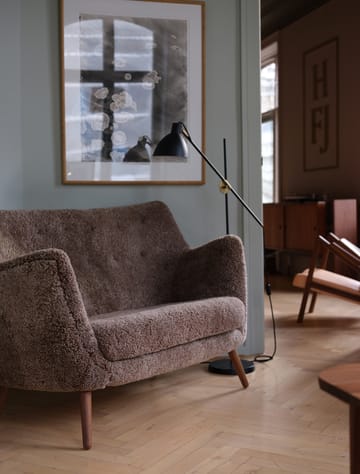 Poet soffa 2-sits - Sheepskin Moonlight-valnöt - House of Finn Juhl