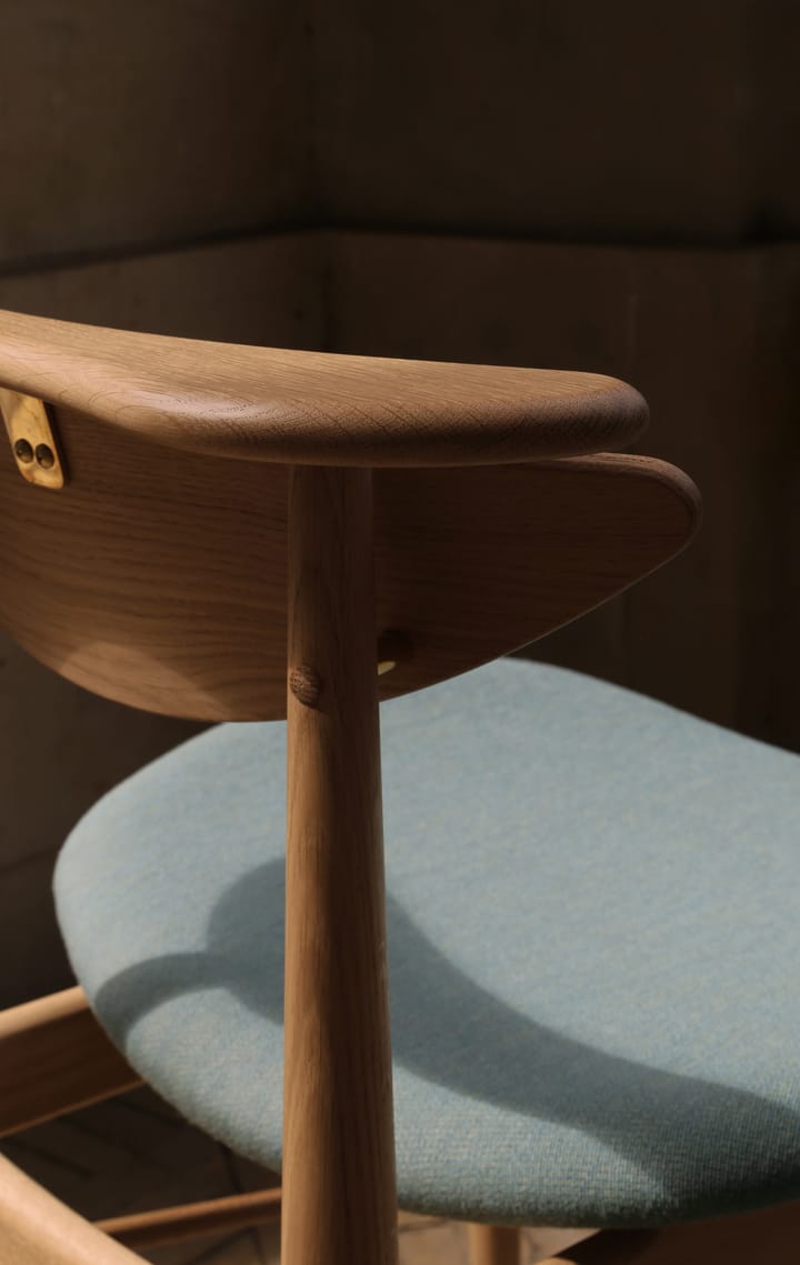 Reading Chair stol, Valnöt-ek watercolour soft linen House of Finn Juhl