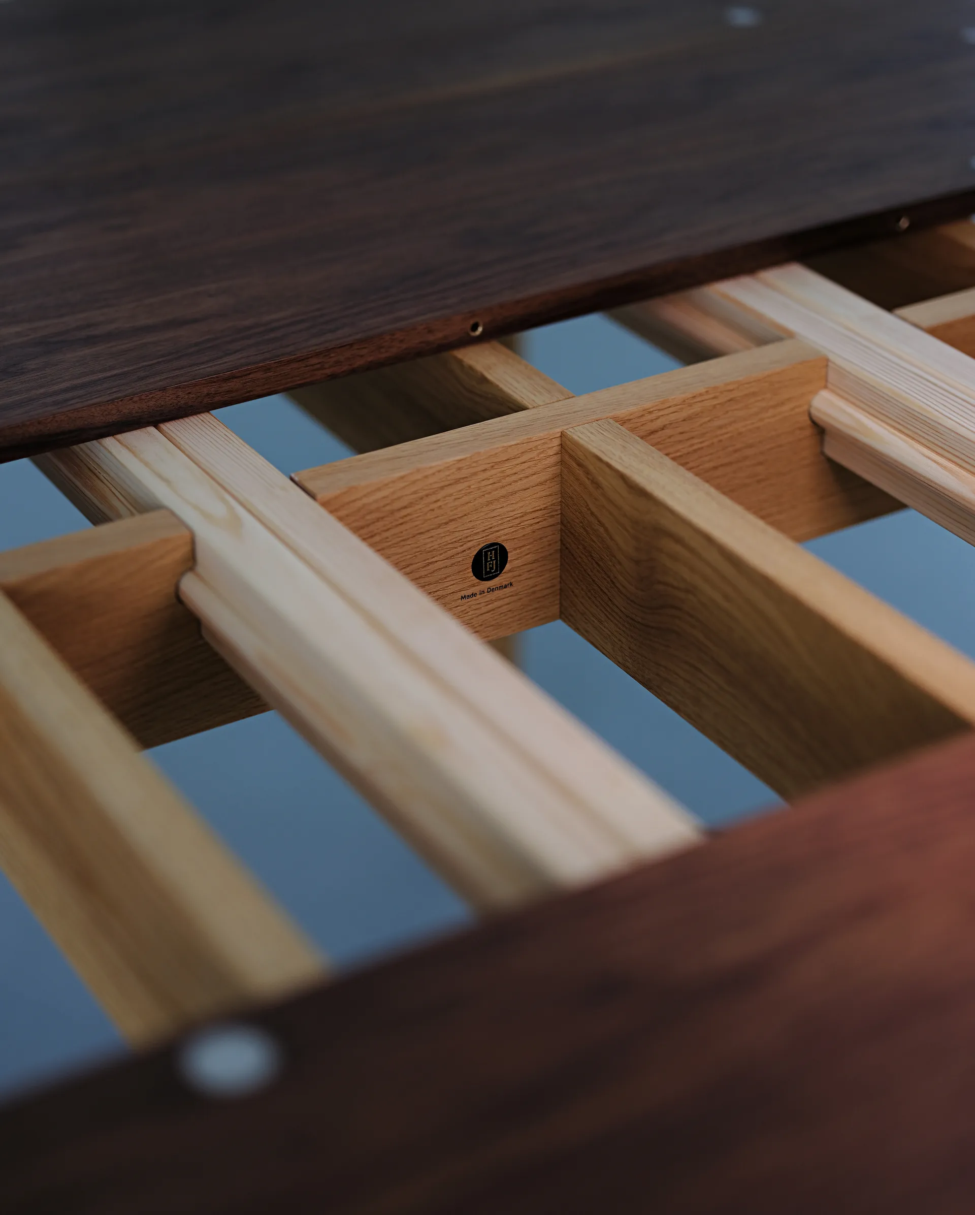 Silver table 180/290 matbord, två iläggsskivor-valnöt House of Finn Juhl