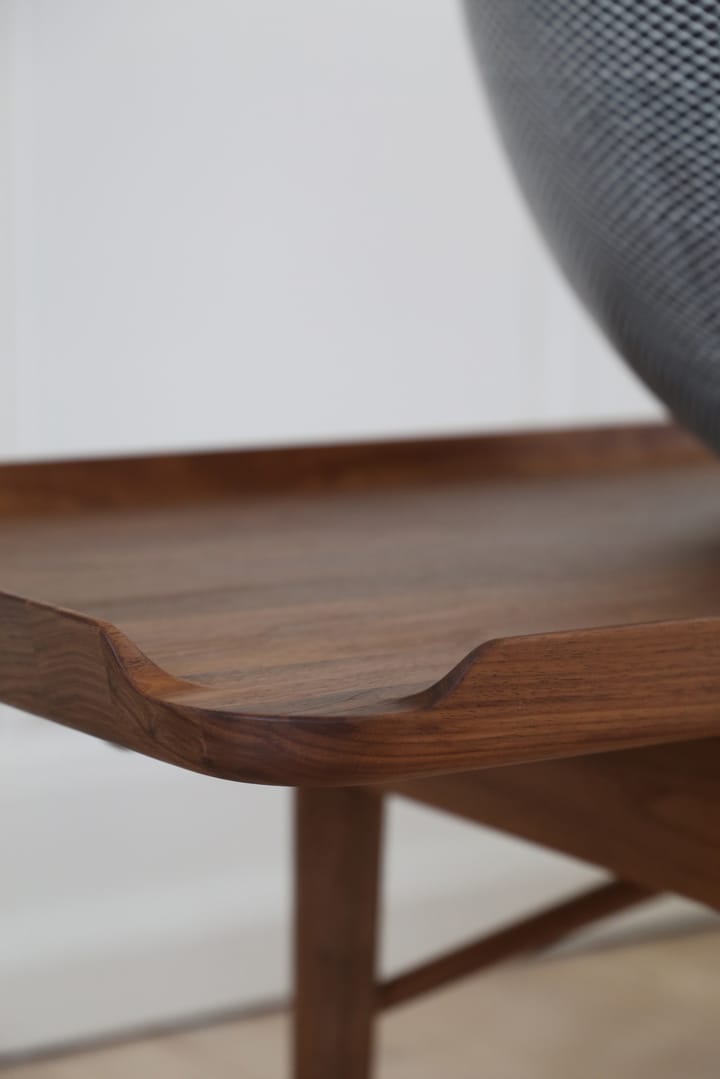 The cocktail bench bänk, valnöt House of Finn Juhl