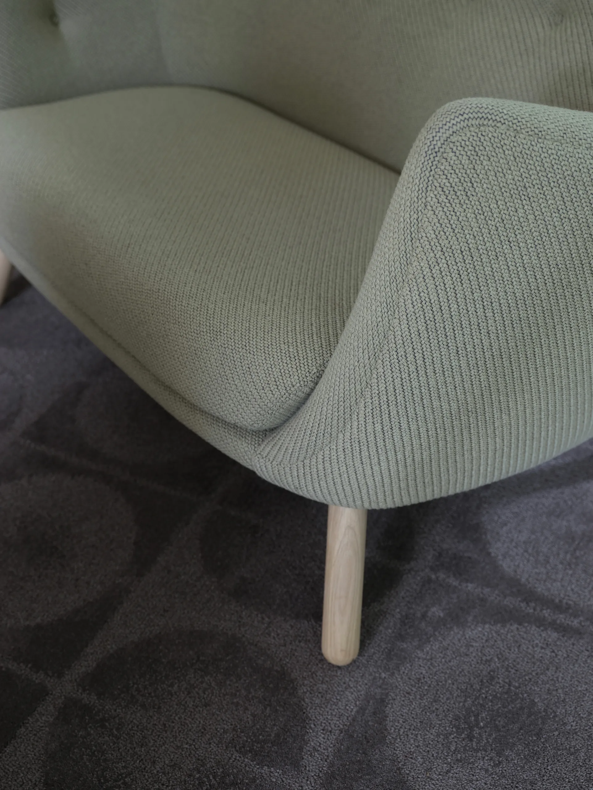 The undyed circle matta Ø175 cm, Clay House of Finn Juhl