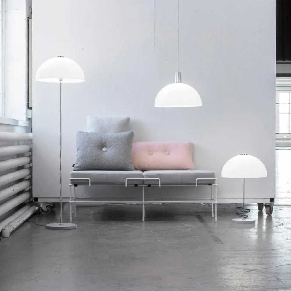 Kupoli golvlampa, grå, metalldetaljer, vit skärm Innolux