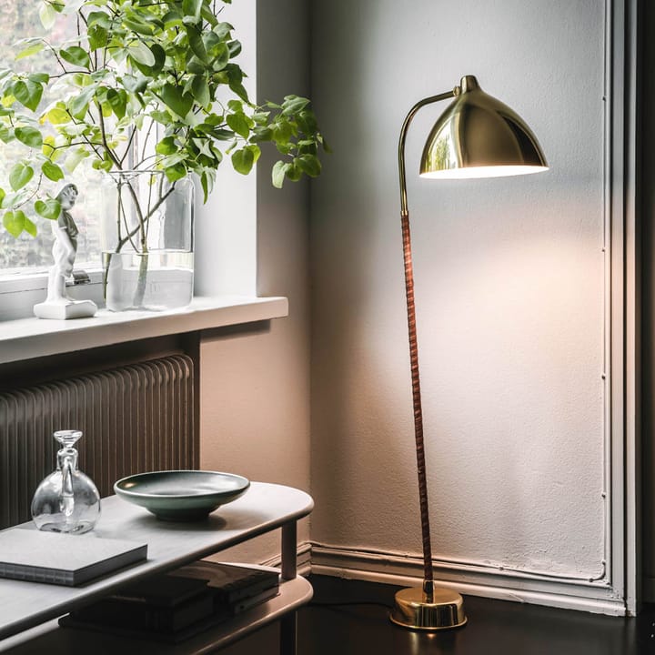 Lisa golvlampa, mässing Innolux
