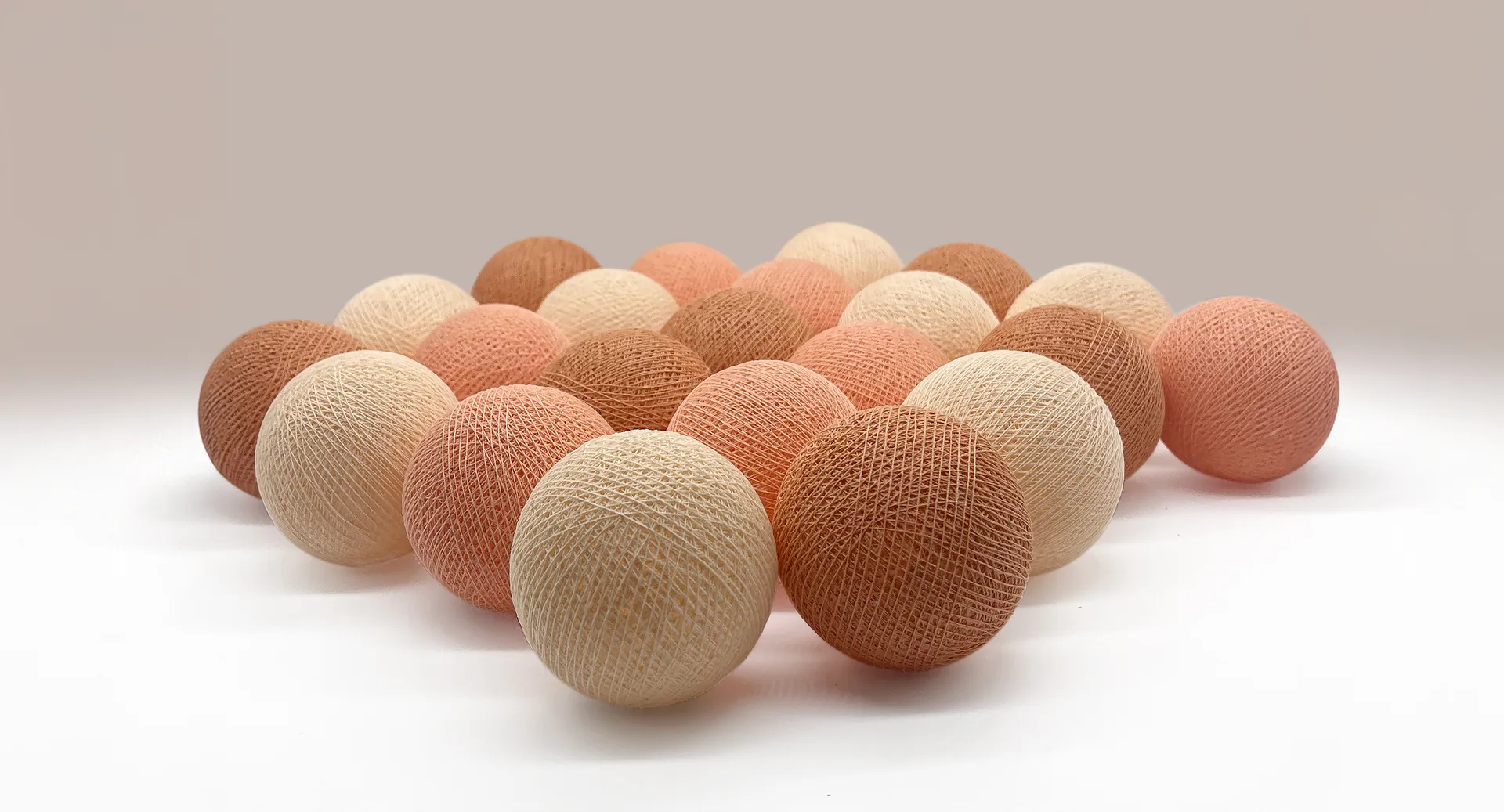 Irislights ljusslinga, Peach, 35 bollar Irislights