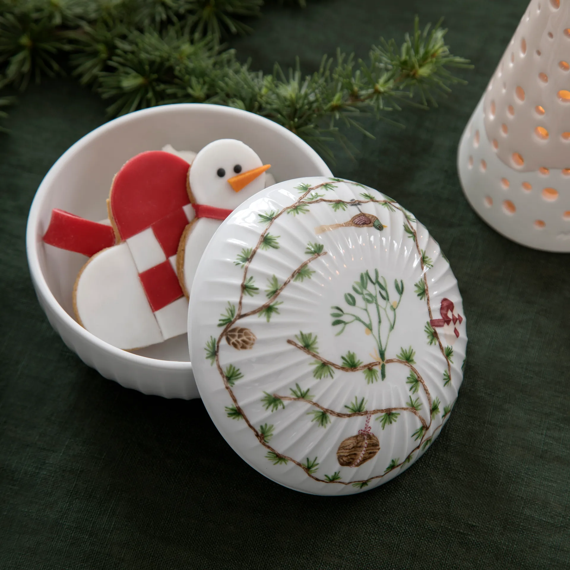 Hammershøi Christmas bonbonjär Ø11,5 cm, Vit Kähler