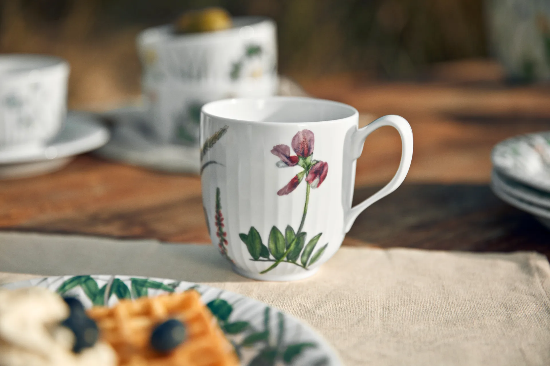 Hammershøi summer mugg 33 cl, Coastal flower Kähler