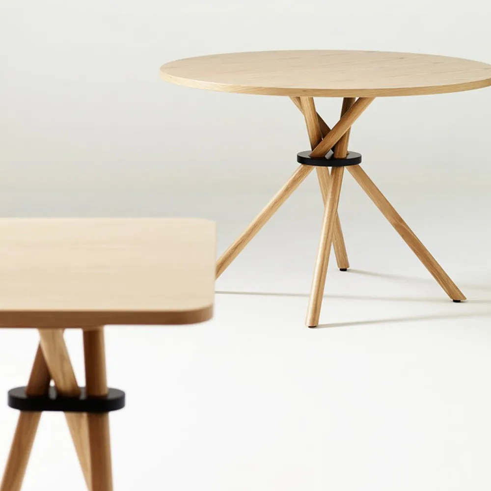 Bouquet BQ1 matbord, Ek klarlack 90x220 cm Karl Andersson & Söner