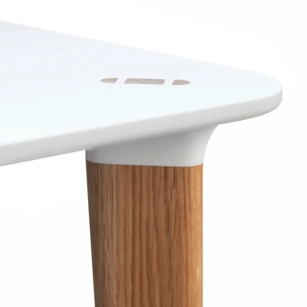 Buff bord trekantigt, Vit oljade ekben 40 cm Karl Andersson & Söner