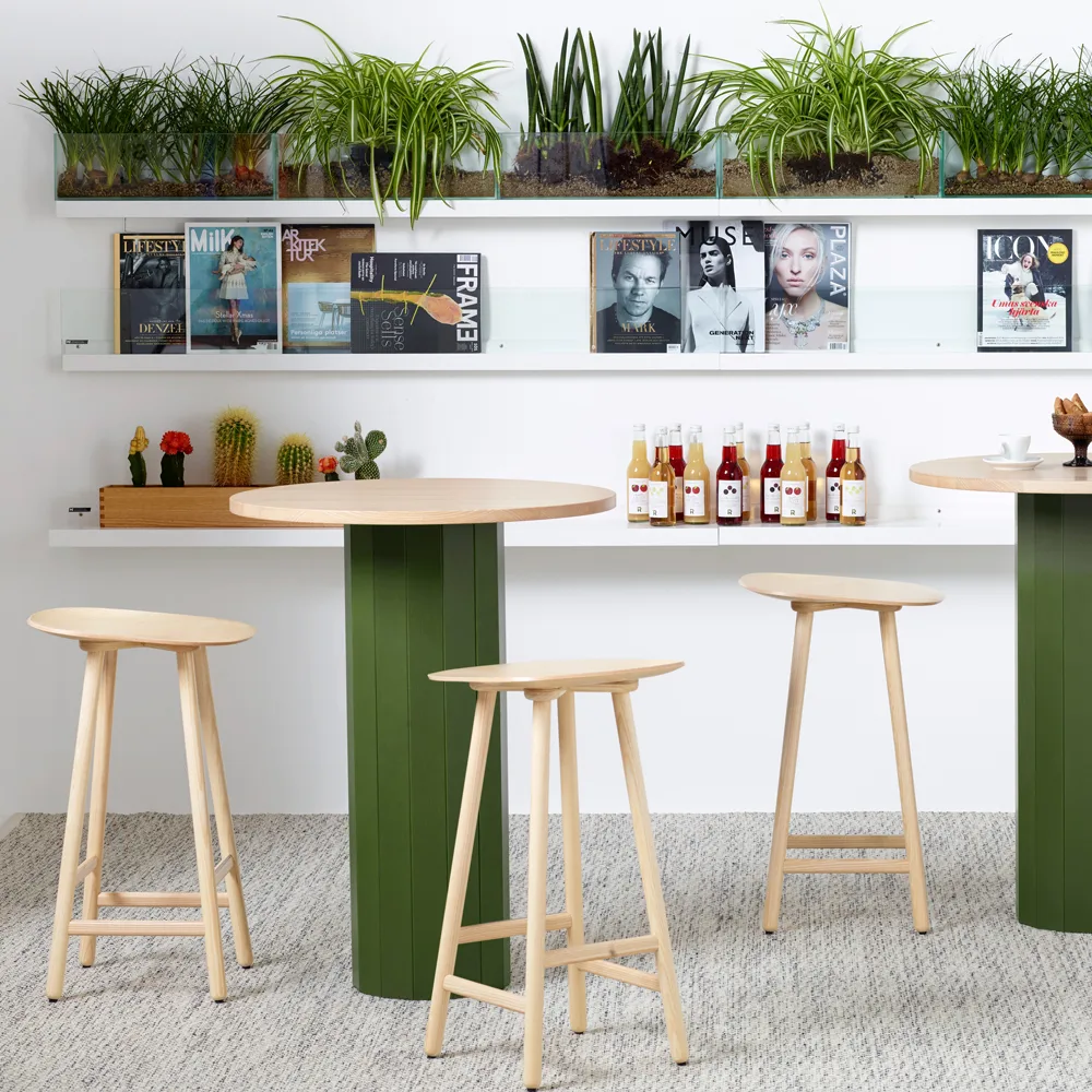 Shell pall, Ek klarlack, 65 cm Karl Andersson & Söner