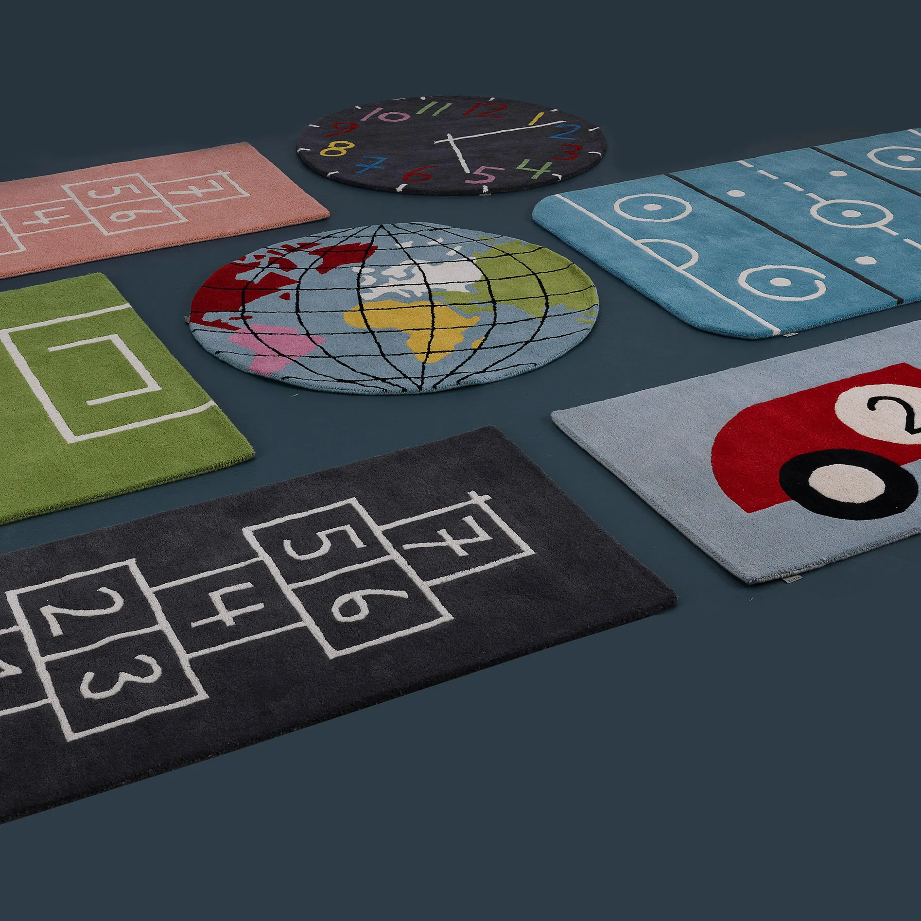 Earth matta Ø130 cm, Blå Kateha