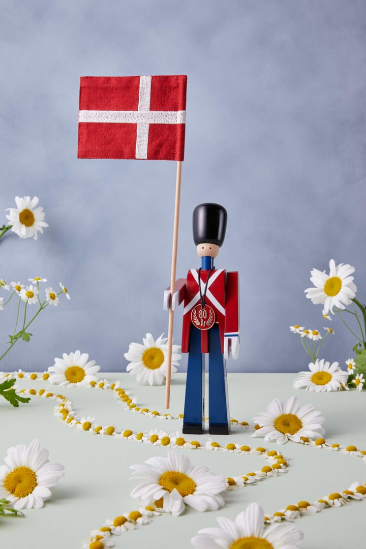 Kay Bojesen fanbärare med textilflagga, 29 cm Kay Bojesen Denmark