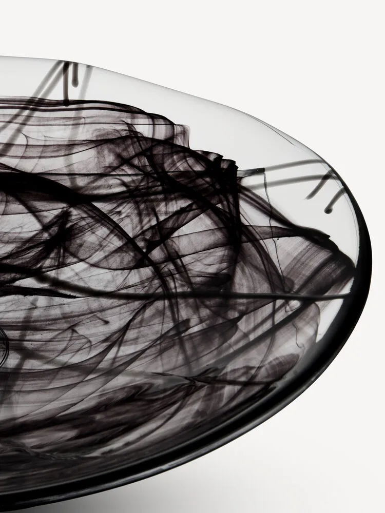 Contrast fat 380 mm, Svart-svart Kosta Boda