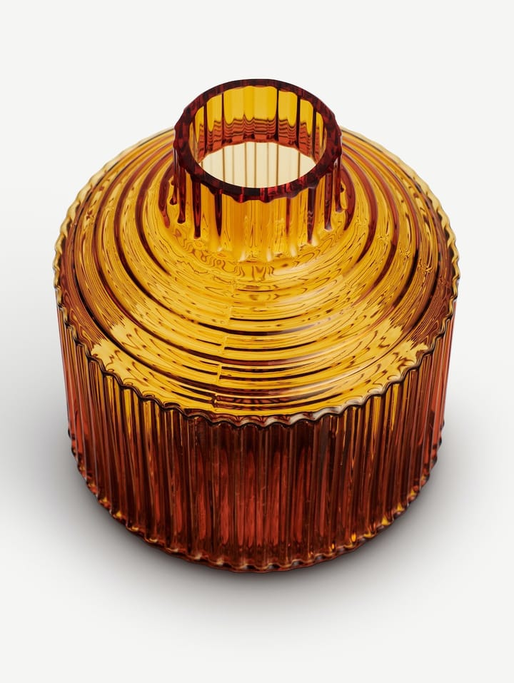 Pavilion vas Ø80x134 mm, Mörk bärnsten Kosta Boda