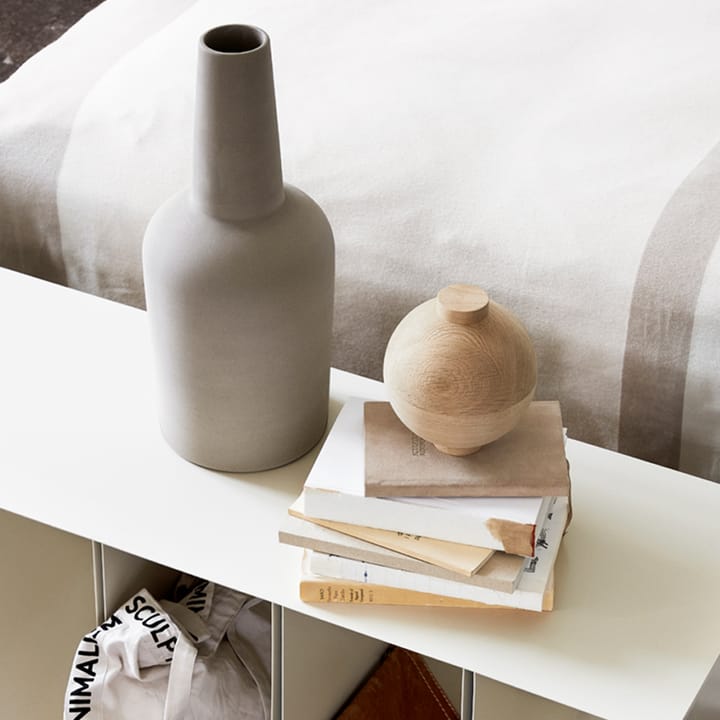Dome vas, Grey engobe, medium Kristina Dam Studio