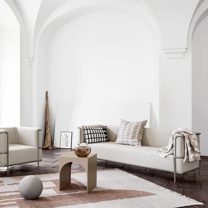 Modernist 2-sits soffa - tyg orsetto col.01/2 beige - Kristina Dam Studio