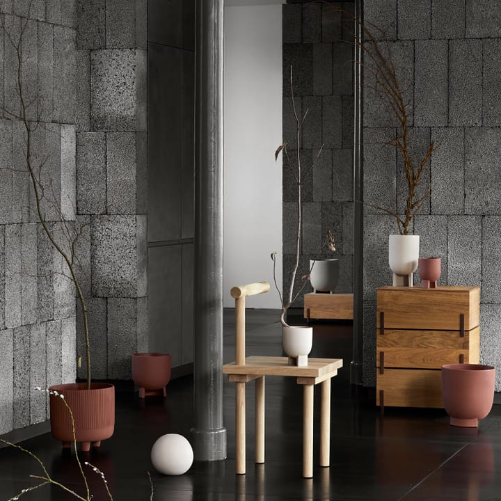 Stack förvaringsbox, Oak, 3 delar, mörkt oljade valnötsben Kristina Dam Studio