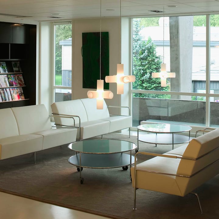 Cinema soffa, Elmo nordic svart-kromben Lammhults