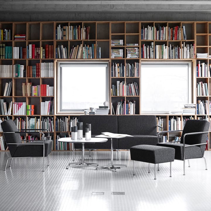 Cinema soffa, Elmo nordic svart-kromben Lammhults