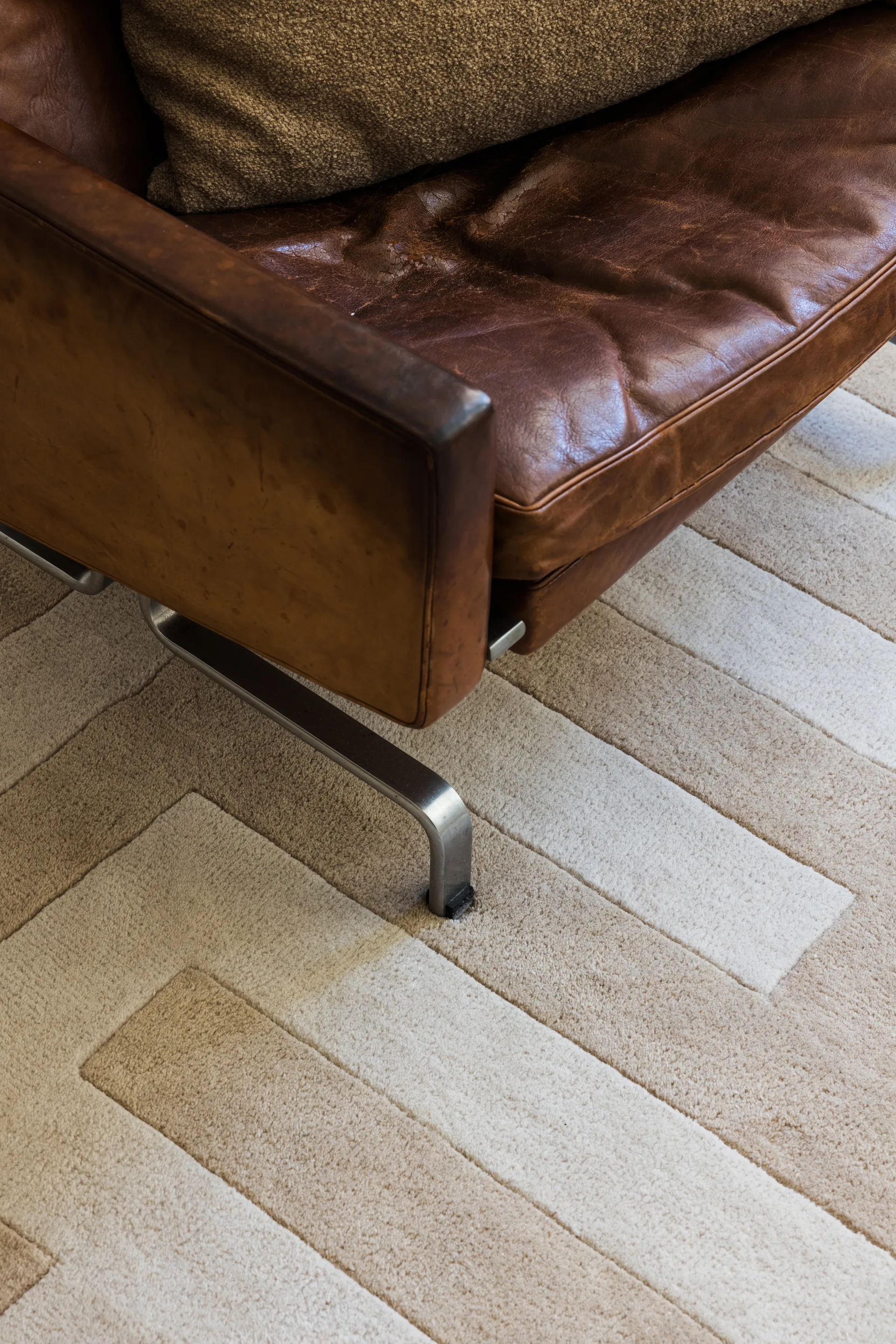 60S Geo Letters matta, Oatmeal, 180x270 cm Layered