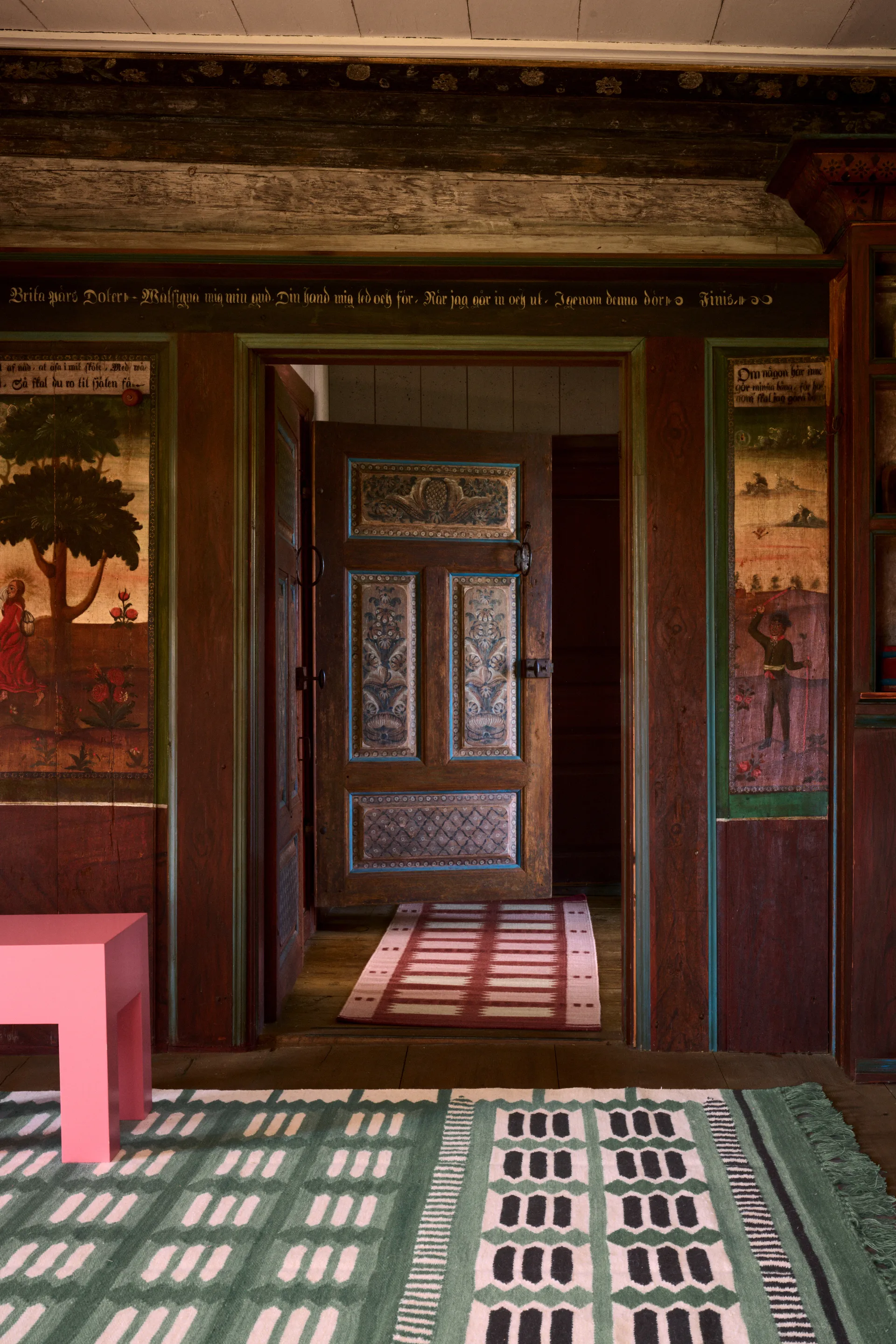 Röllakan Iris gångmatta, Rasberry, 75x240 cm Layered