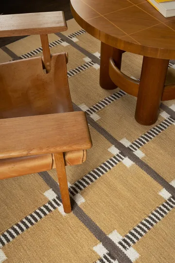 Röllakan Ruth ullmatta - Harvest yellow, 300x400 cm - Layered