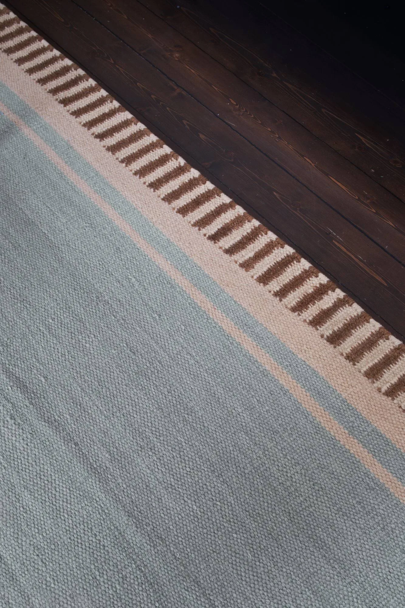 Röllakan Solid ullmatta, Sky blue, 180x270 cm Layered