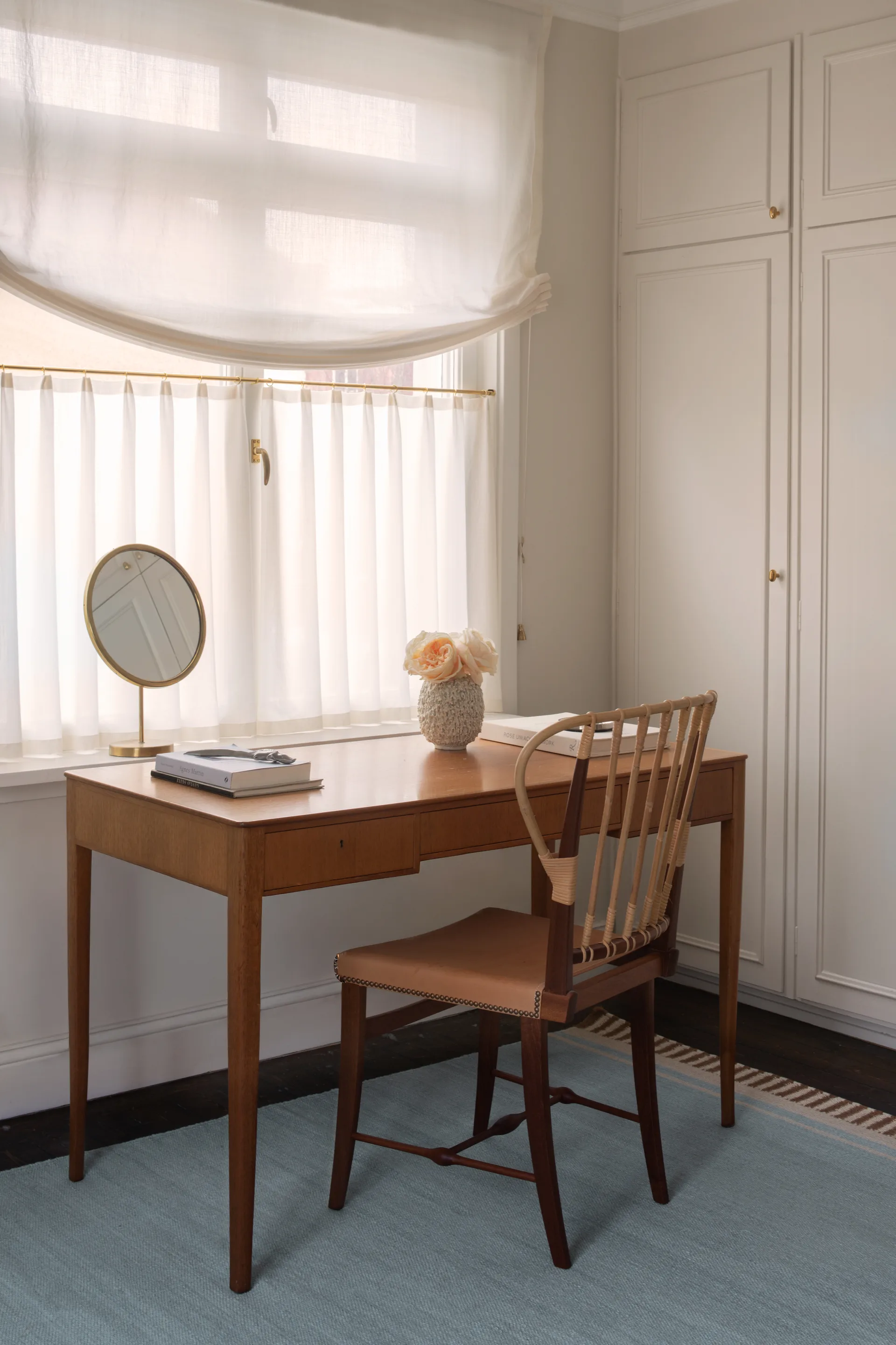 Röllakan Solid ullmatta, Sky blue, 180x270 cm Layered