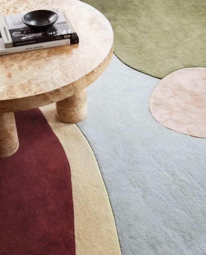 Sleeping Flower ullmatta, 180x270 cm Layered