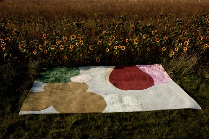 Sleeping Flower ullmatta, 200x300 cm Layered
