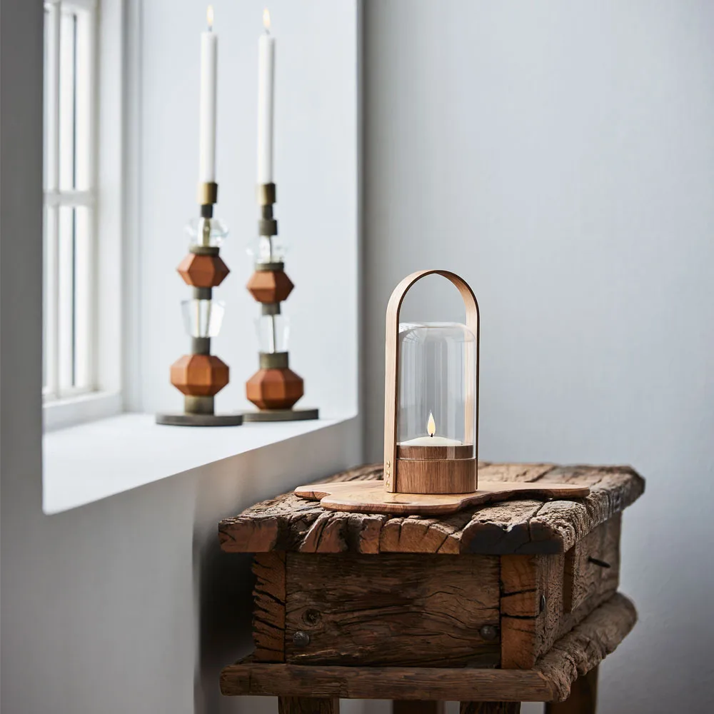 Candlelight portabel bordslampa, light oak Le Klint