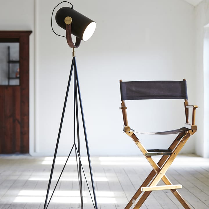 Carronade golvlampa, Svart/valnöt-hög-alu./mässing Le Klint