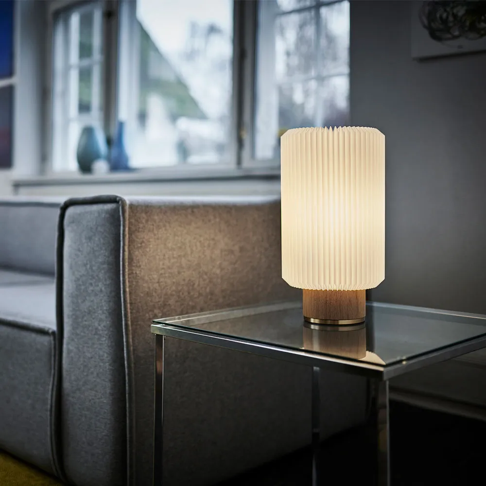 Cylinder 382 bordslampa, vit, small, lampfot ljus ek Le Klint