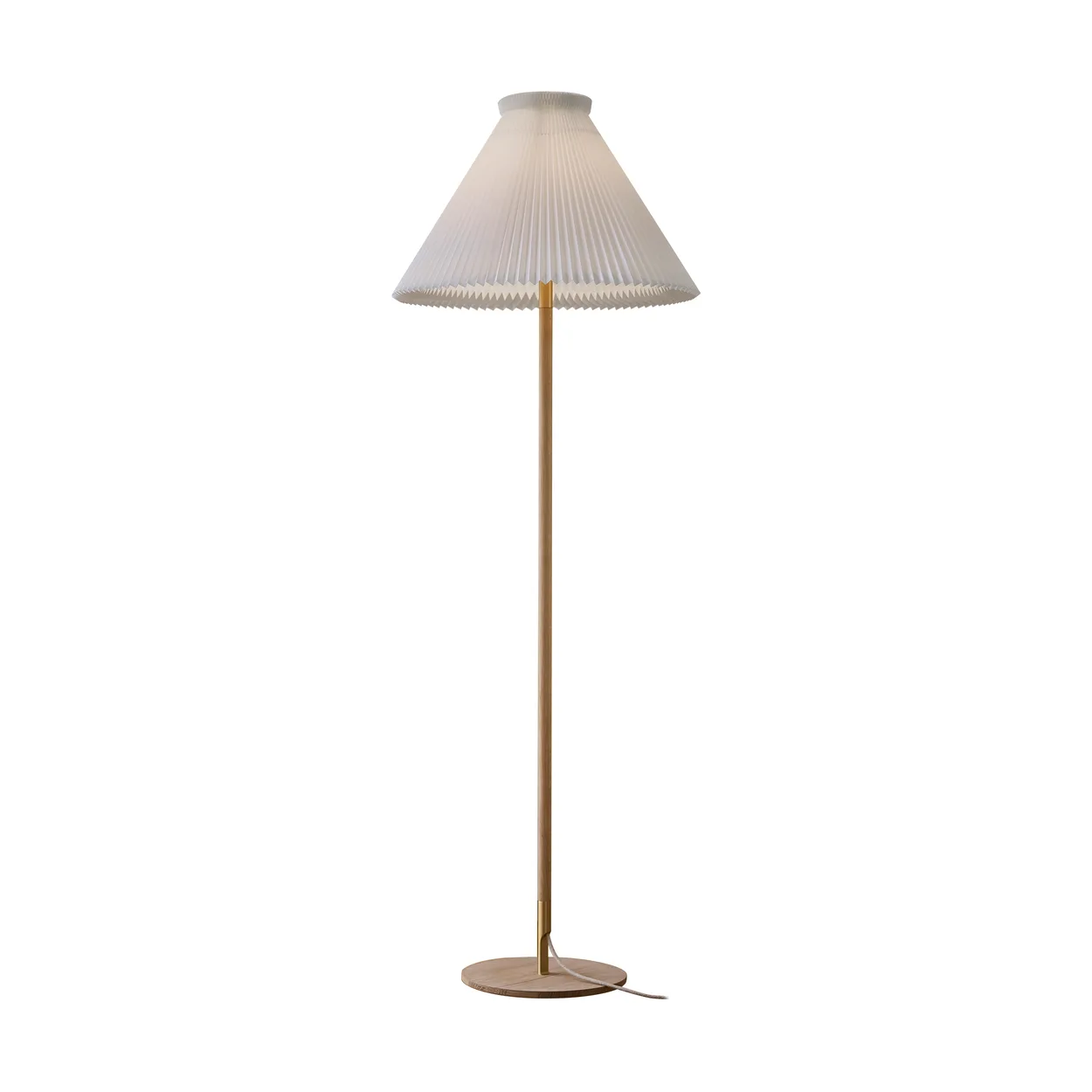 Le Klint LK80 golvlampa 160 cm Light oak-brass | Skandinavisk Design | Golvlampor | Vit