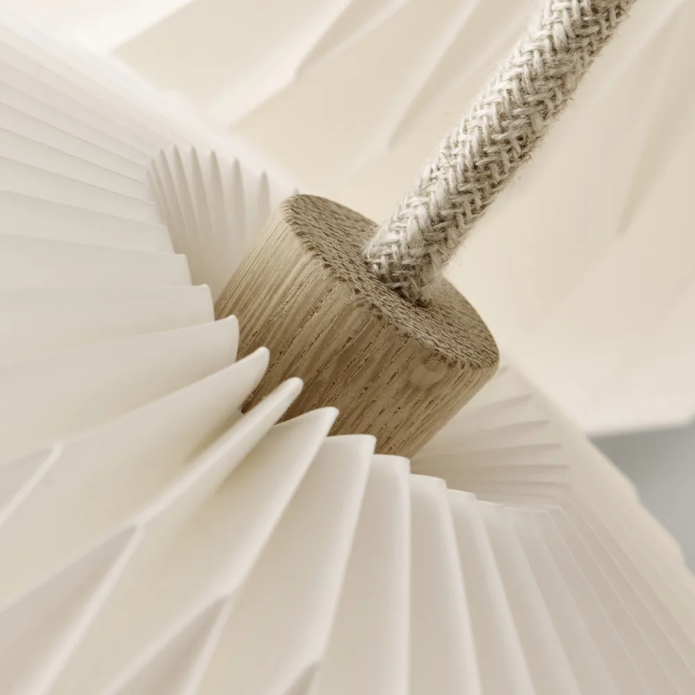 The Bouquet 3 ljuskrona, vit, large, skärm i plast Le Klint