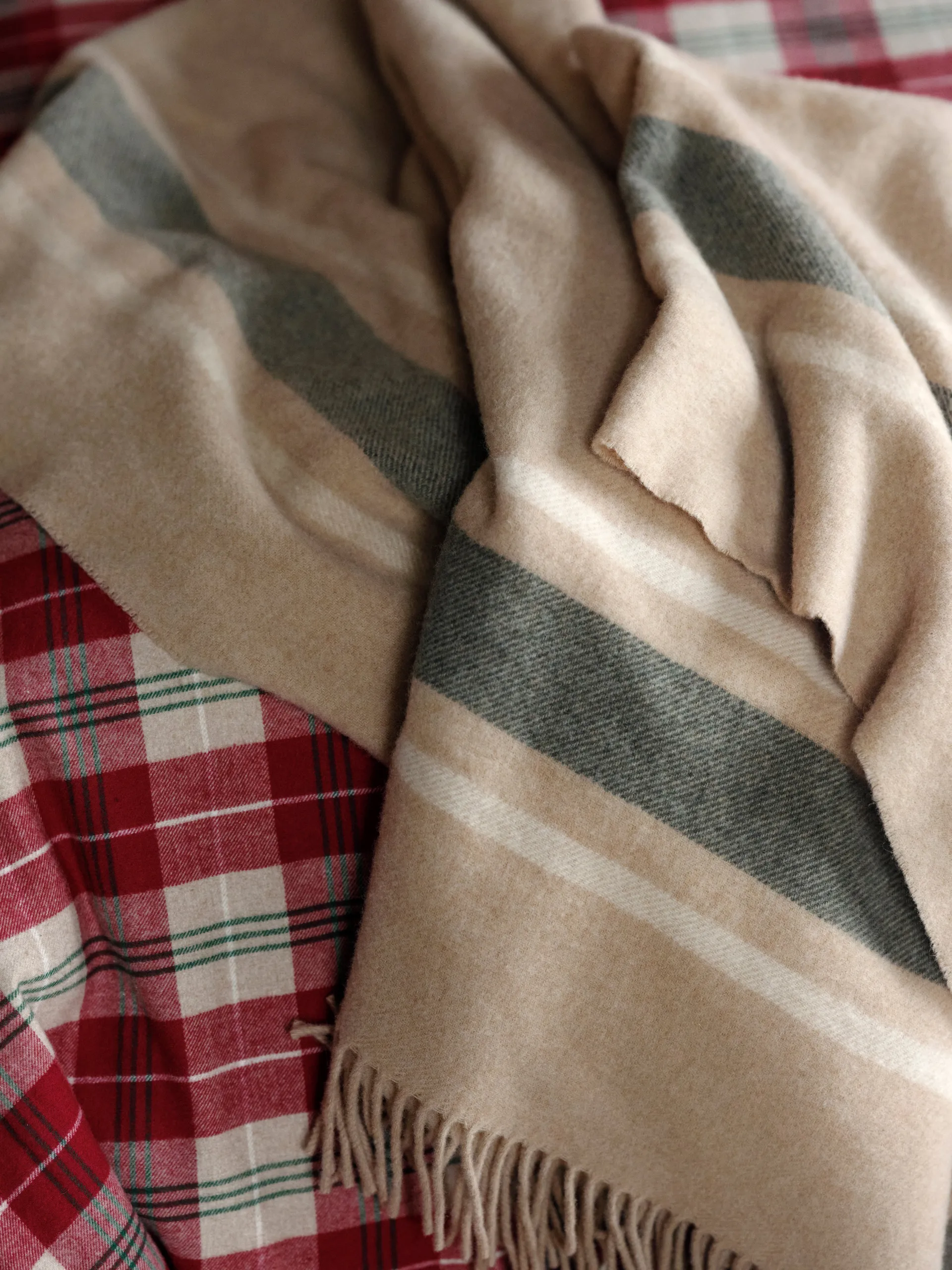 Frame checked recycled pläd 130x170 cm, Beige-grön Lexington