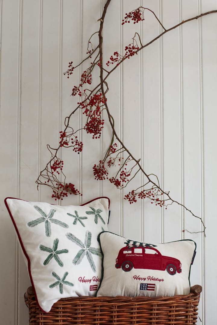 Holiday Car Organic Cotton Velvet kudde 30x40 cm, White-red multi Lexington