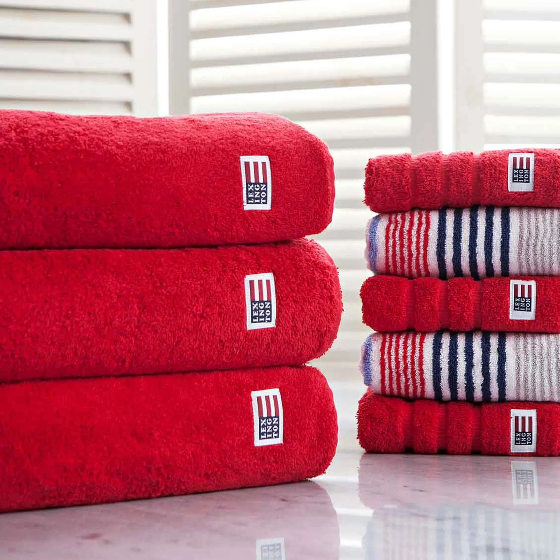 Icons Original badhandduk 70x130 cm, Red Lexington