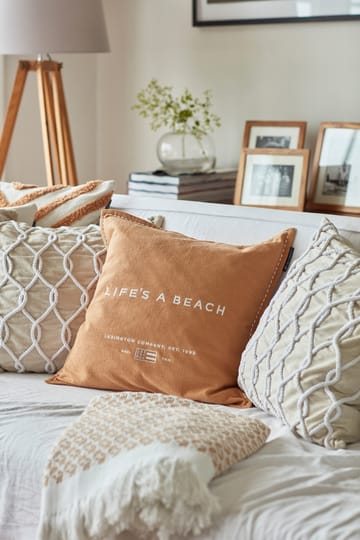 Life's A Beach Embroidered kuddfodral 50x50 cm - Beige-vit - Lexington