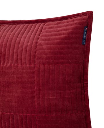 Quilted Velvet Star kuddfodral 50x50 cm - Red - Lexington