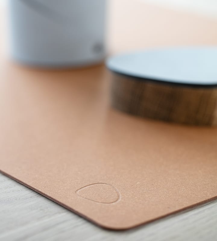 Core bordstablett square L  - Flecked nature - LIND DNA