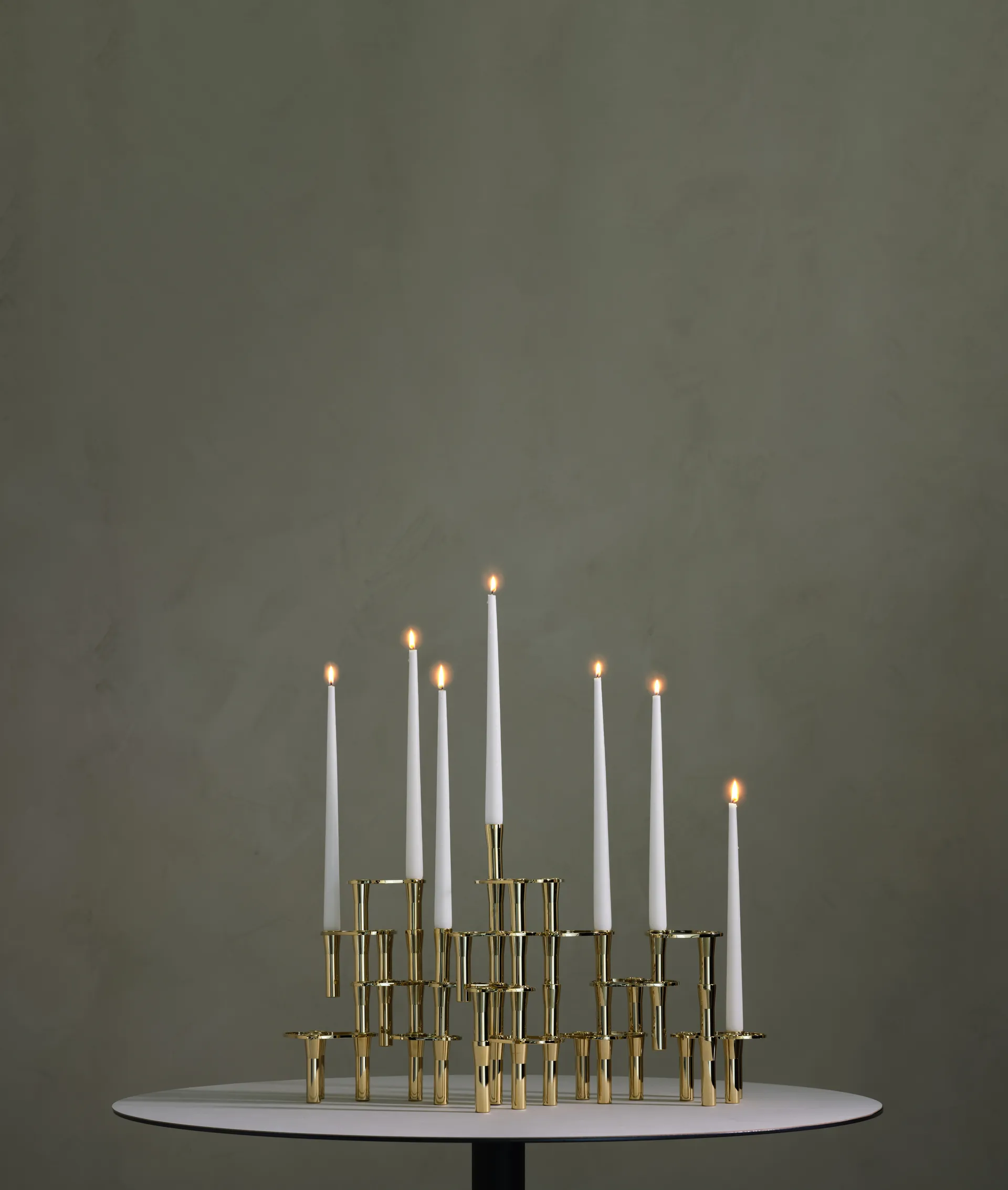 Lind Curve kombinerbar ljusstake 24K guldplätering, Double LIND DNA