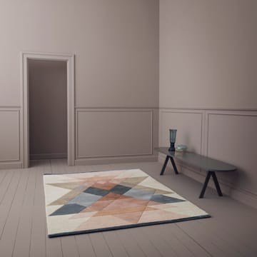 Freya matta 170x240 cm - Powder - Linie Design