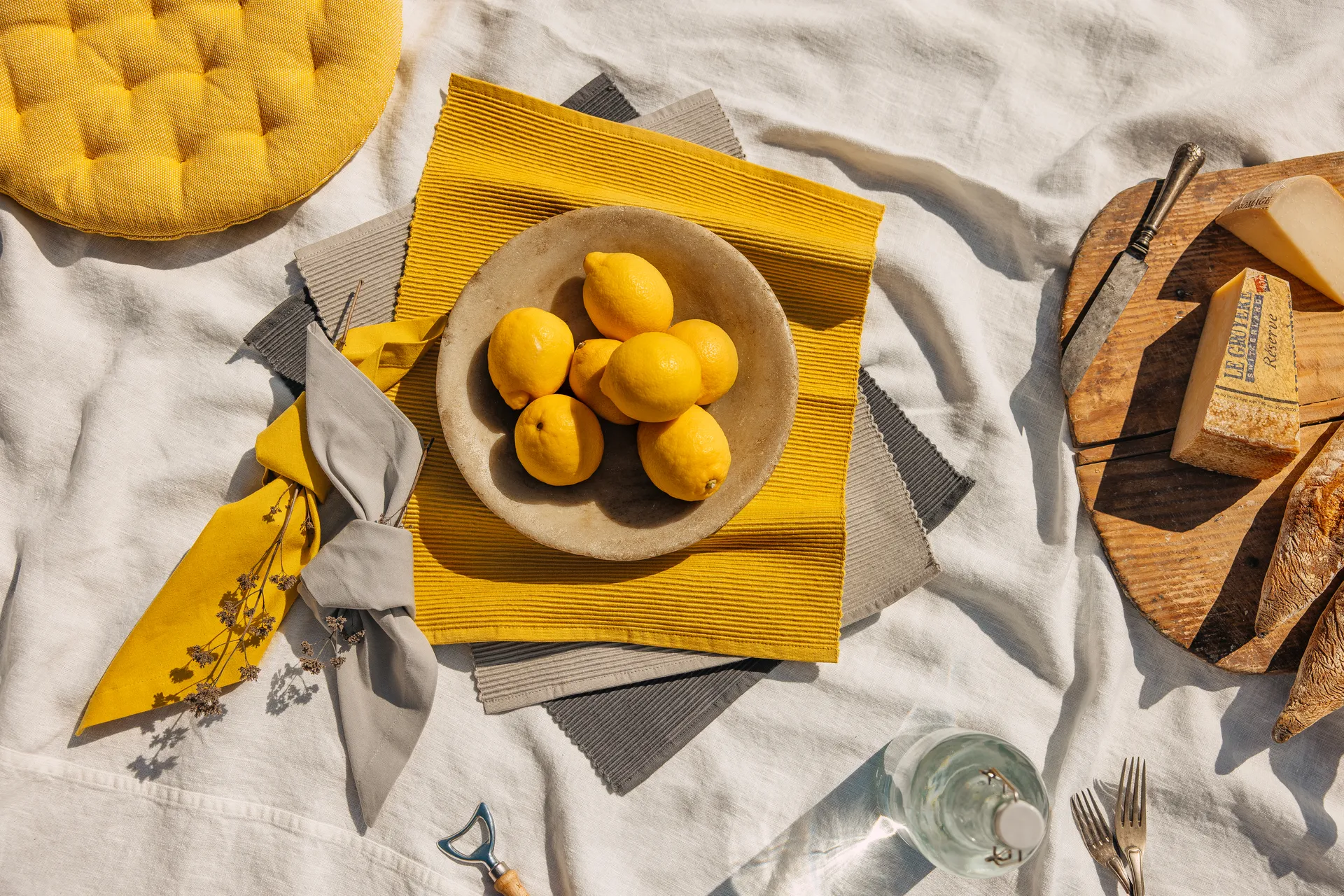 Uni bordstablett 35x46 cm 4-pack, Senapsgul Linum