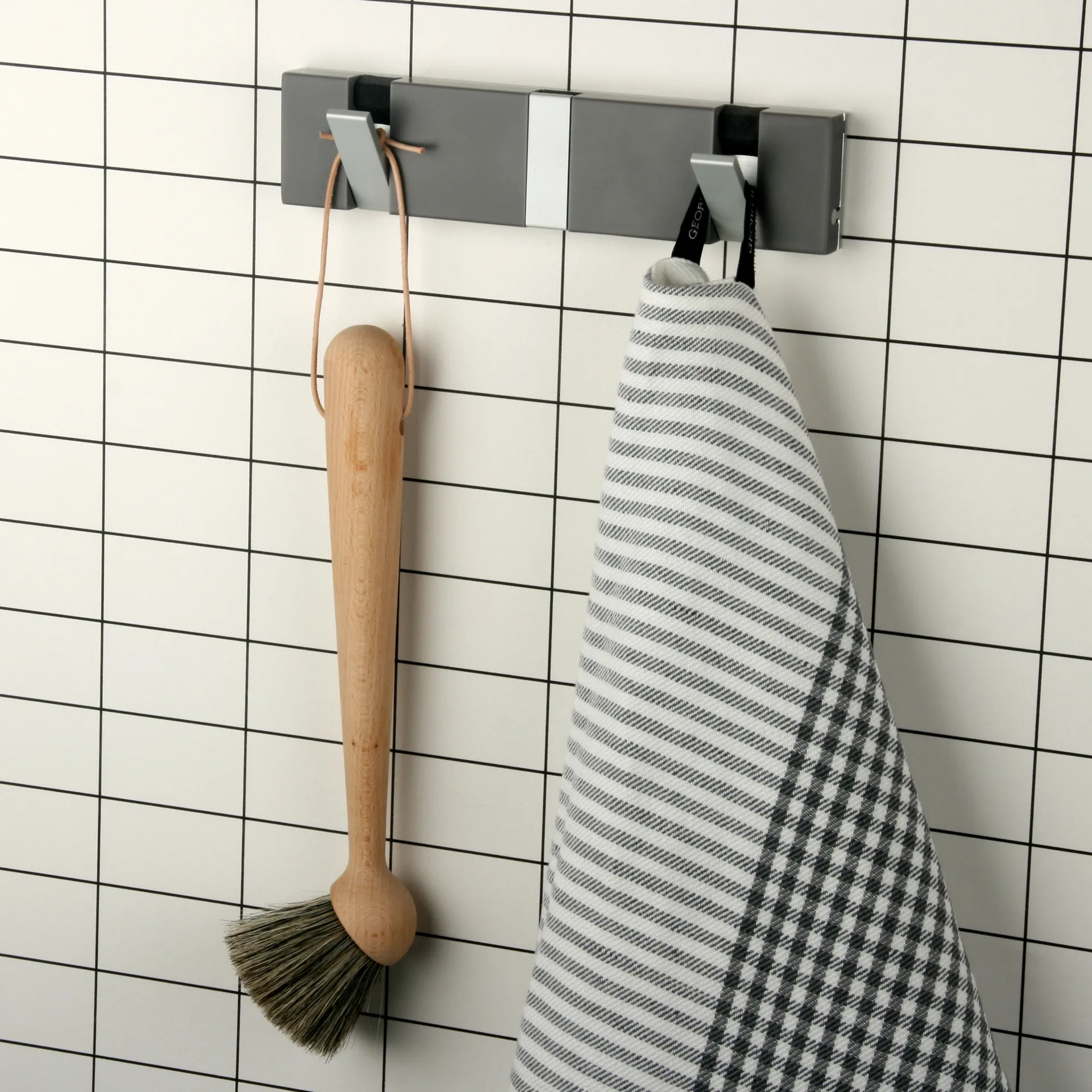 Knax hängare 20 cm komposit, grå LoCa