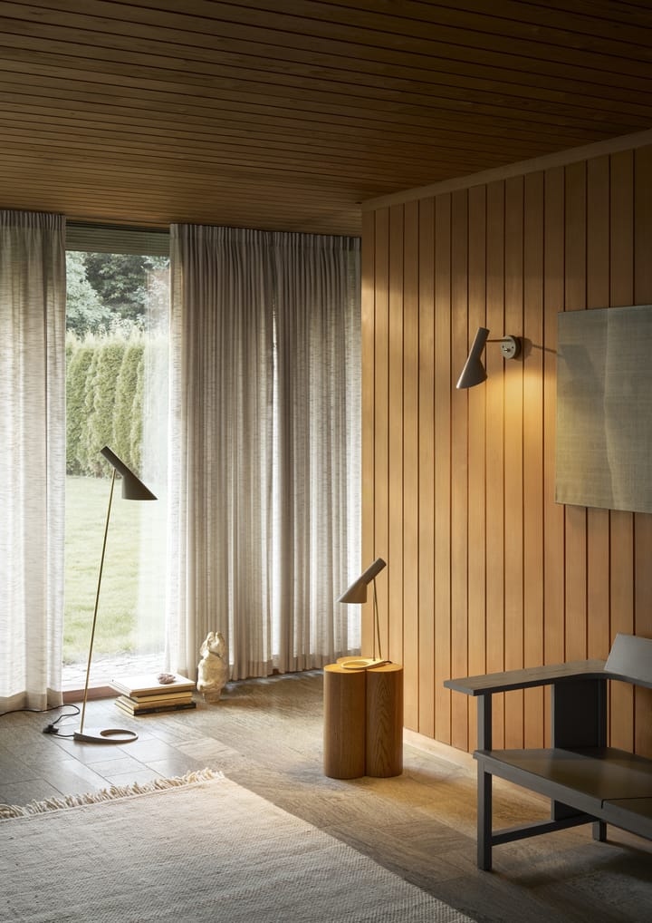 AJ golvlampa, Brass-warm grey Louis Poulsen