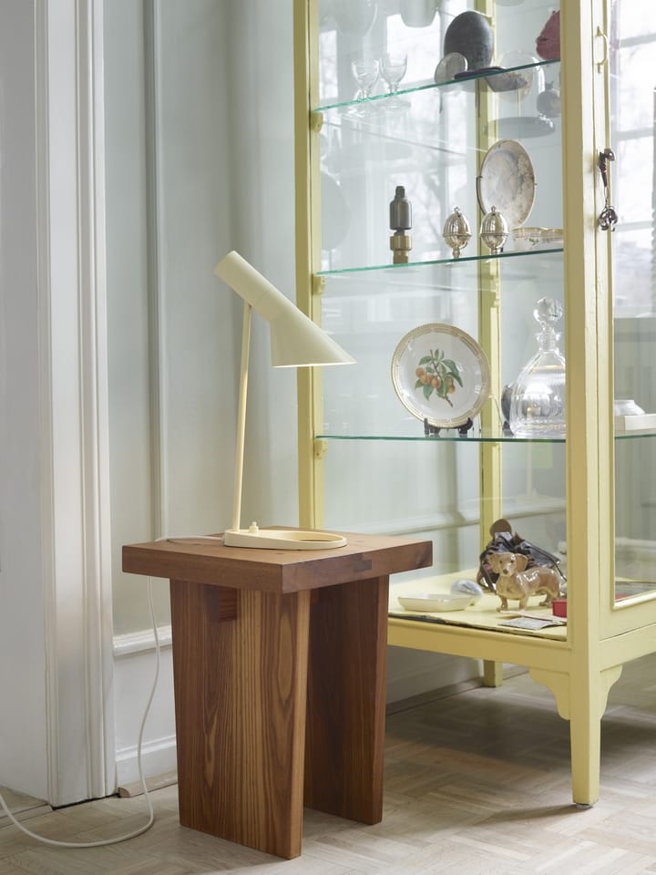 AJ MINI bordslampa, Soft lemon Louis Poulsen