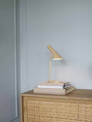 AJ MINI bordslampa - Warm sand - Louis Poulsen