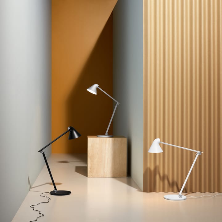 NJP bordslampa, Ljusgrå Louis Poulsen