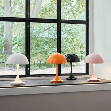 Panthella 160 portable bordslampa metall - vit - Louis Poulsen